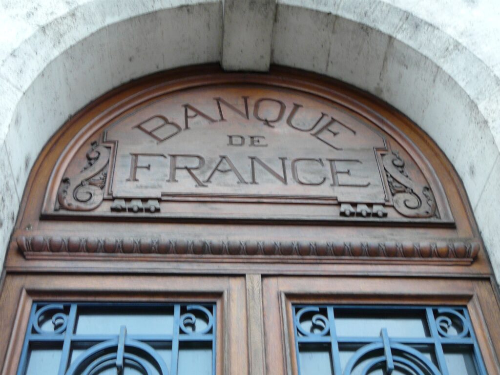 La Banca di Francia preoccupata per la brusca recessione che si